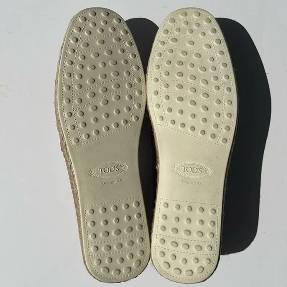 Tod’s Light Brown Leather Whipstitched Espadrilles